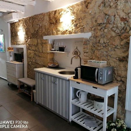 فيلا Cozy Loft In The Heart Of كالياري المظهر الخارجي الصورة
