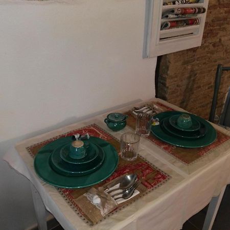 فيلا Cozy Loft In The Heart Of كالياري المظهر الخارجي الصورة